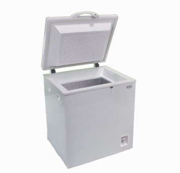 Solar powered DC chest style refrigerator white