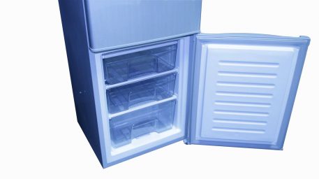 3 Drawers in the freezer compartment