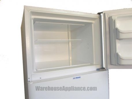 ez-freeze-19-cu-ft-natural-gas-interior-freezer-shelves