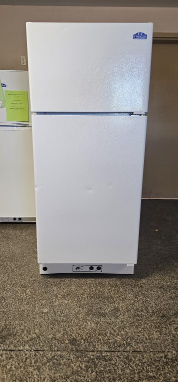 EZ Freeze 16 cu. ft. White Discounted Propane Refrigerator Dented & Scratched -In Stock!