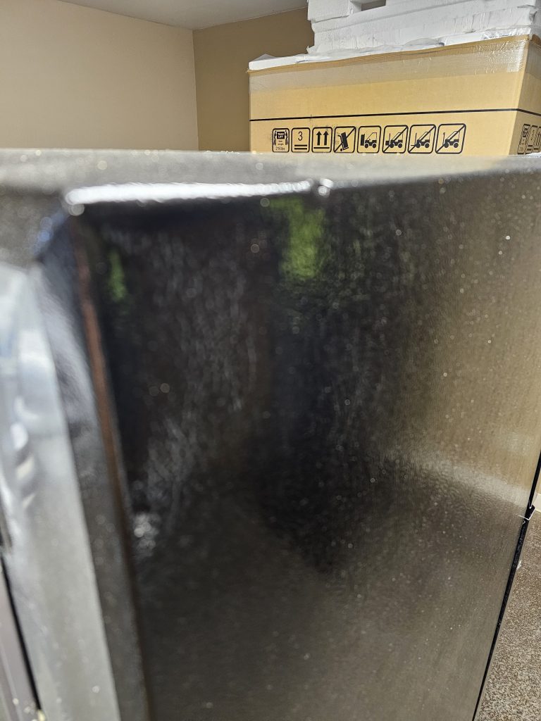 21 cu. ft. Gas refrigerator