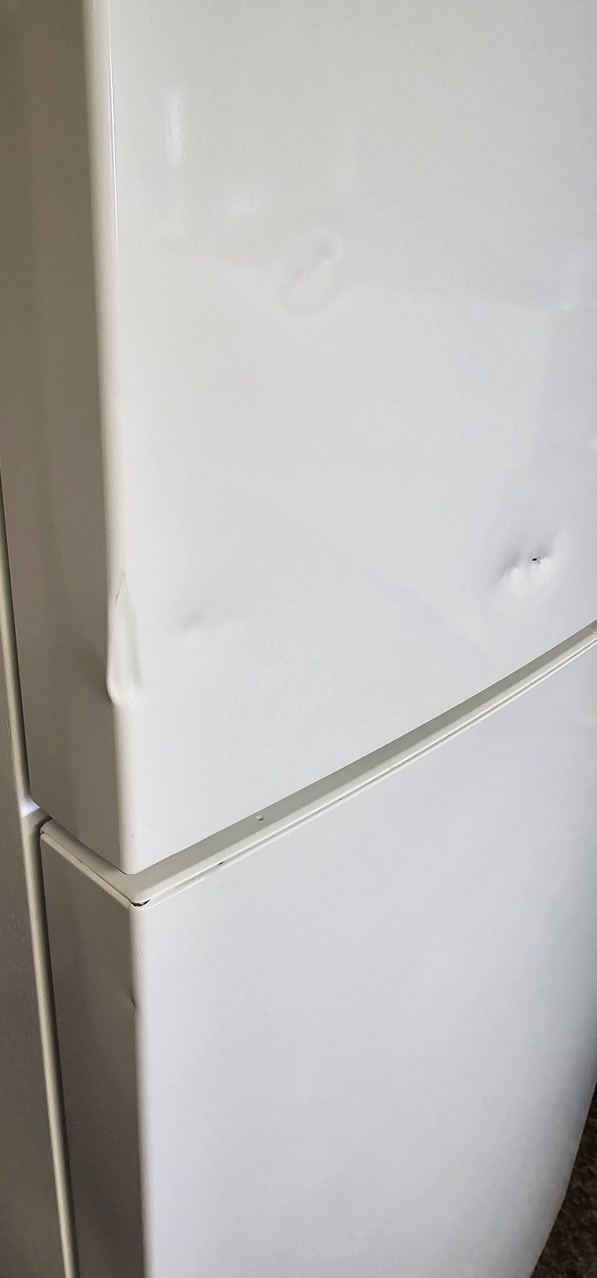 EZ-Freeze 21 cu. ft. White Nick & Dent-IN STOCK! - Image 2